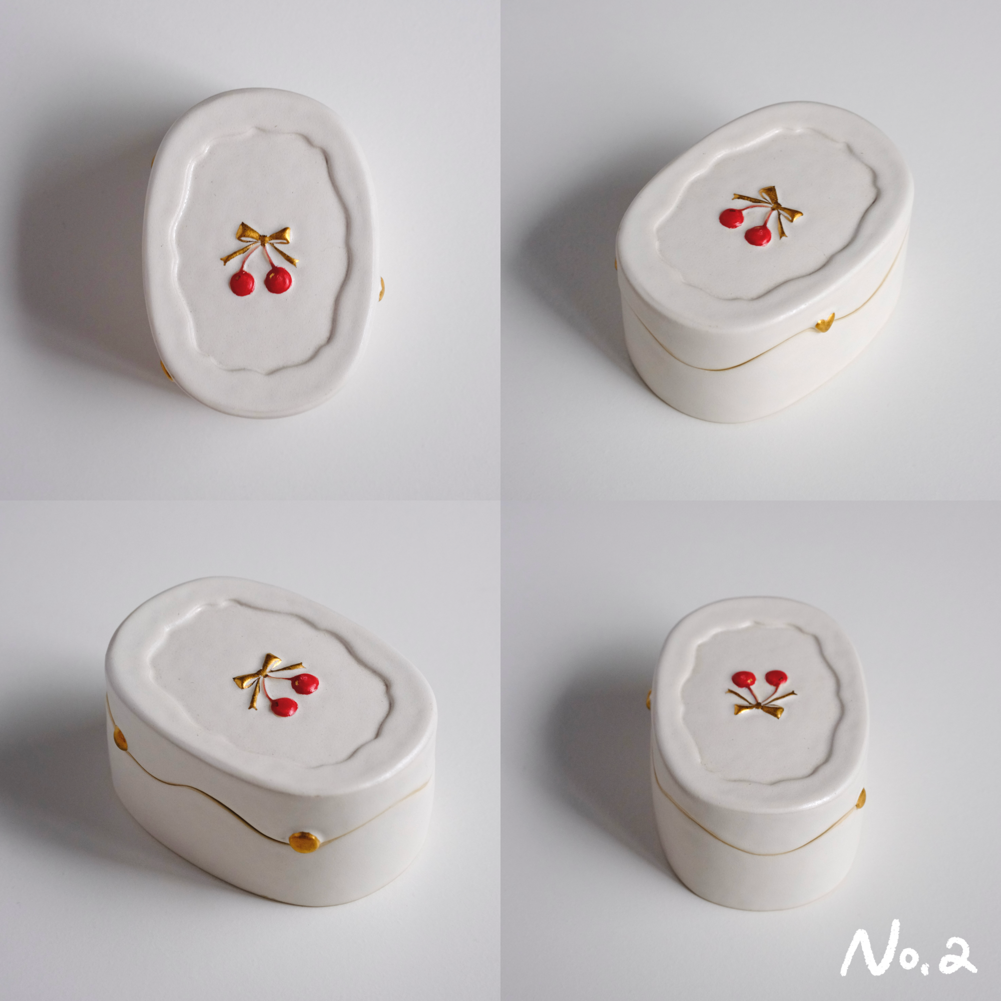 Bowknot Cherry Oval Gold Dot Lid Box