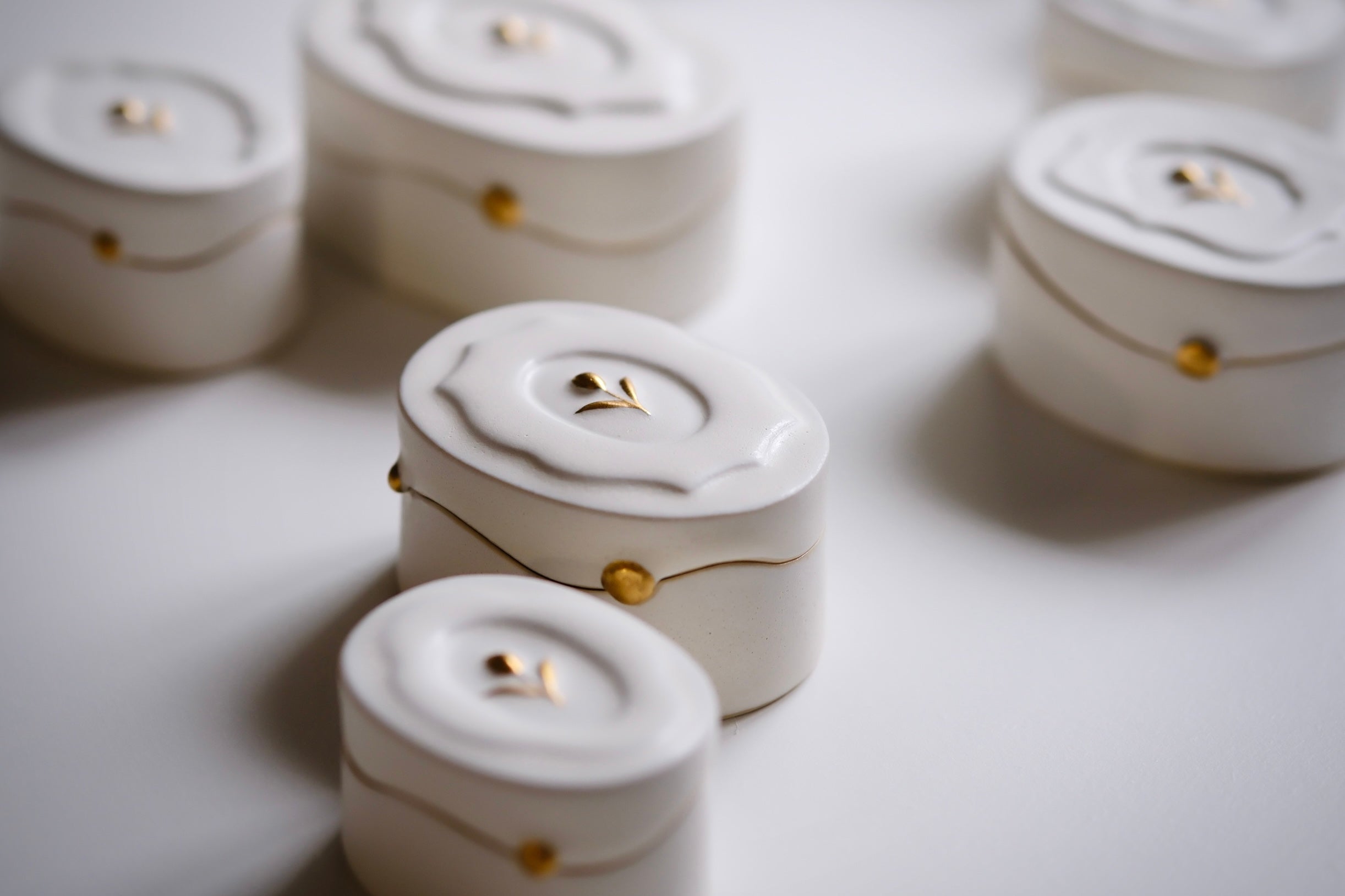 Tulip Snow Melt White Porcelain Gold Dot Covered Box