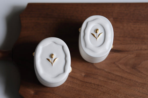 鬱金香雪融白瓷金點蓋盒