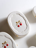 Bowknot Cherry Oval Gold Dot Lid Box