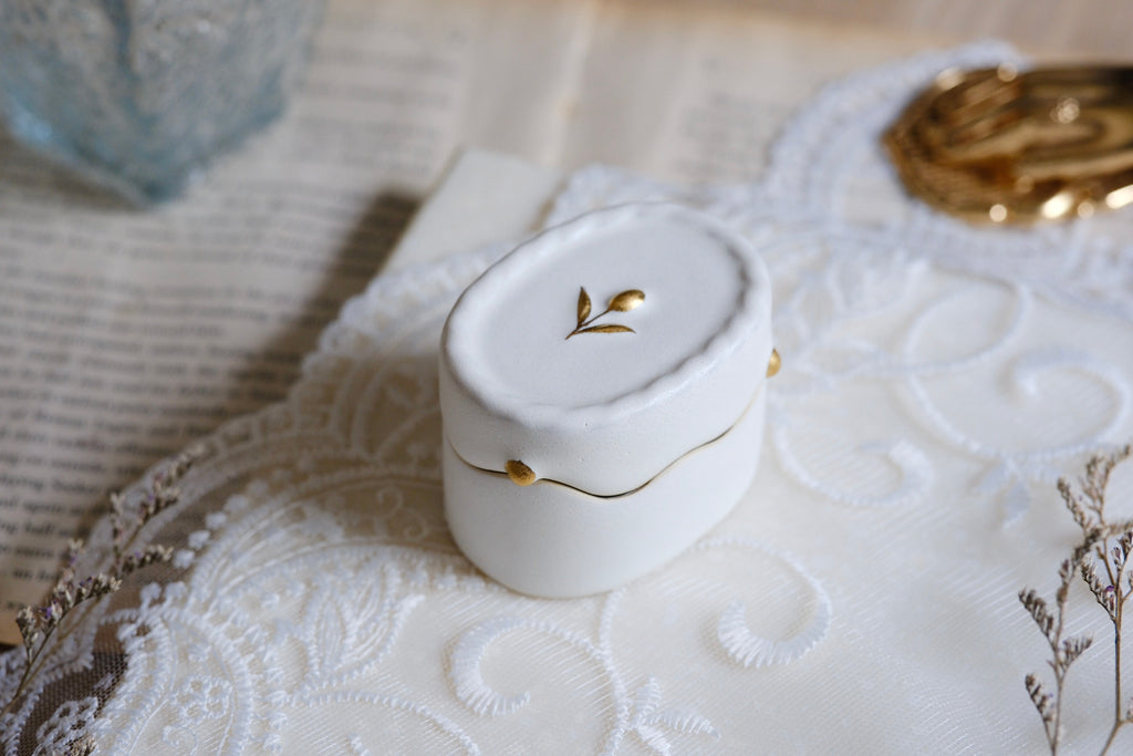 Tulip Snow Melt White Porcelain Gold Dot Covered Box