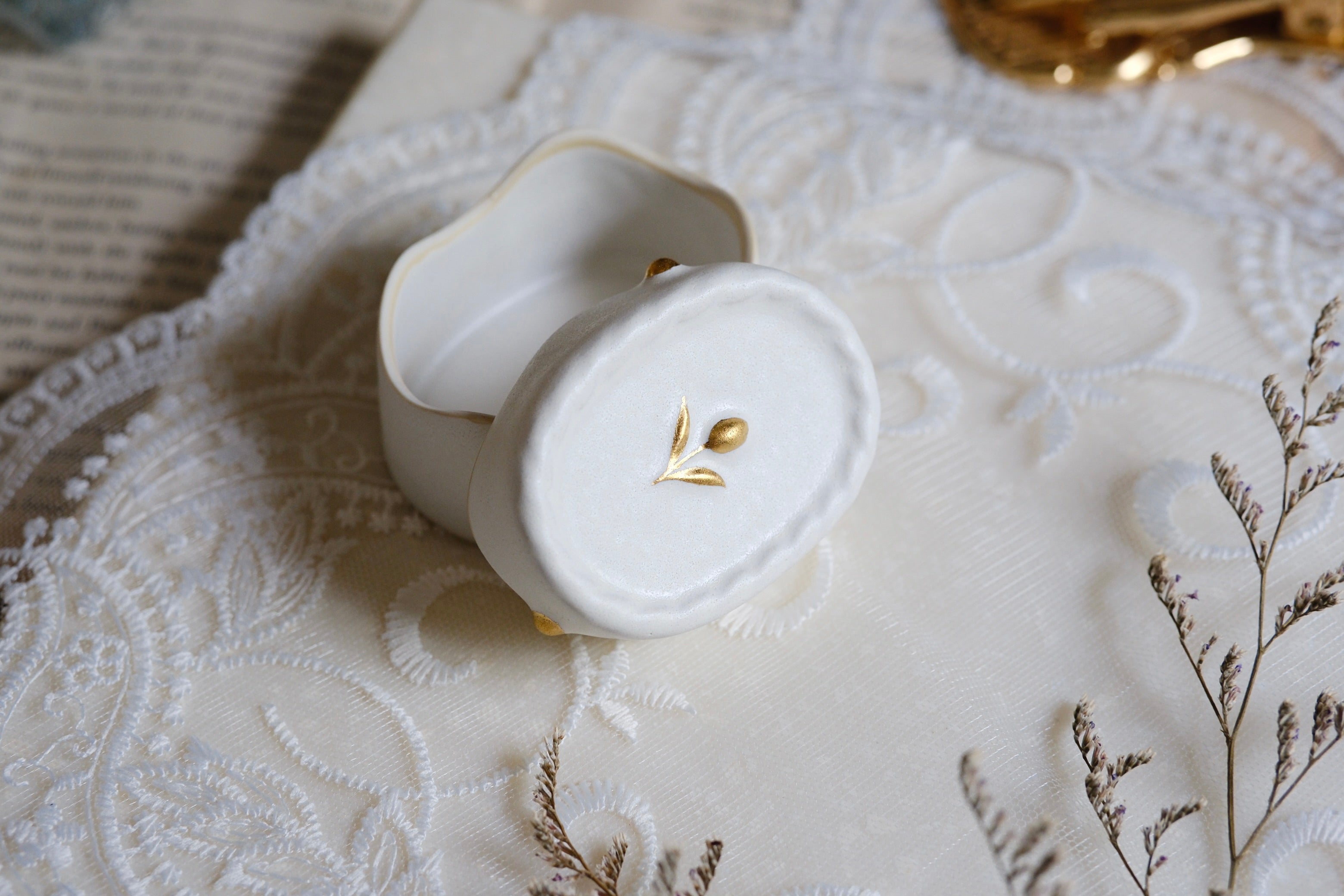 Tulip Snow Melt White Porcelain Gold Dot Covered Box