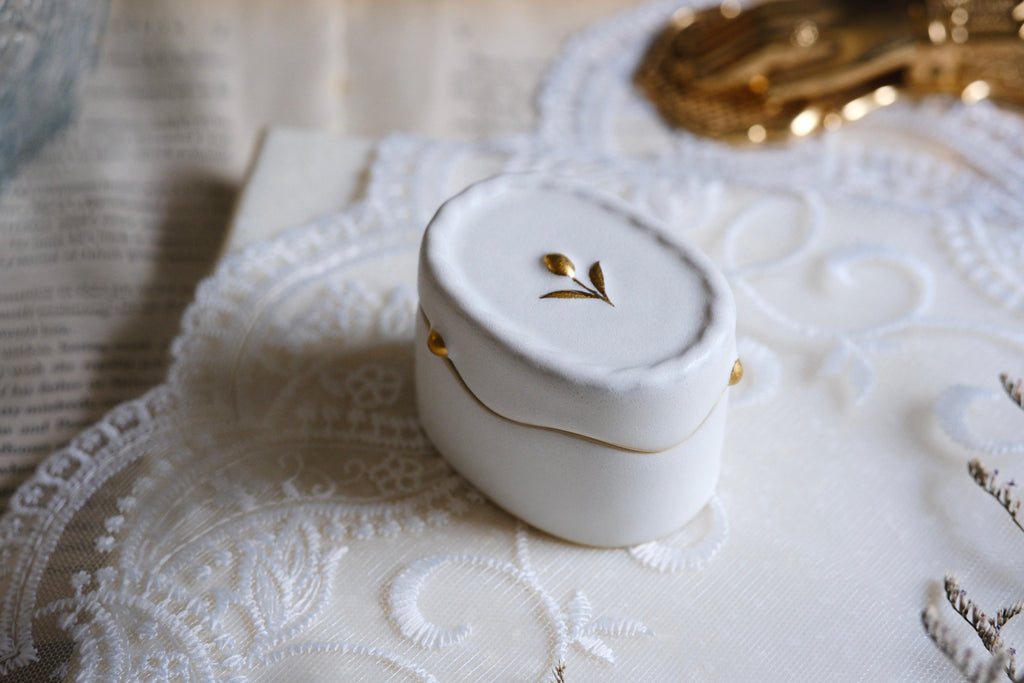 Tulip Snow Melt White Porcelain Gold Dot Covered Box